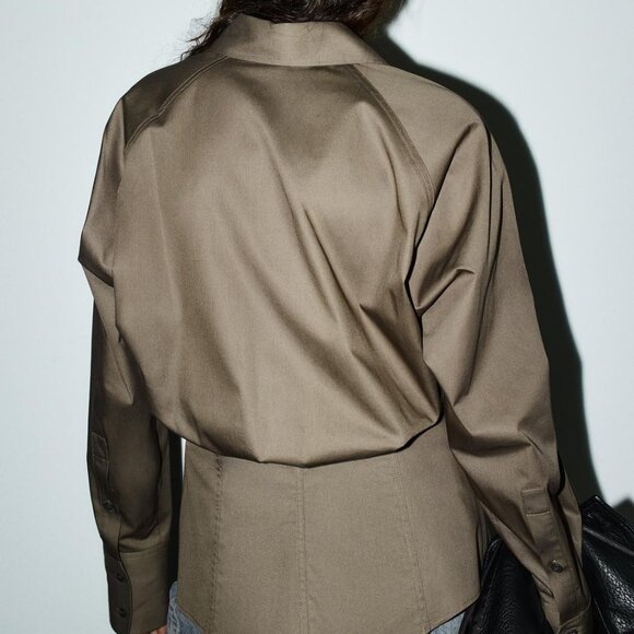 FITTED HEM SHIRT - Picture 3 of 6